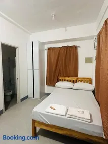 Frank Lloyd Apartelle - Image 2