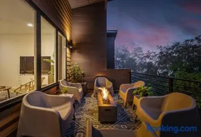 Azul - An Atomic Ridge Home - Image 1