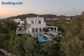 Kuzulu Beach House, Your Private Paradise in Plaka, Naxos - Image 1