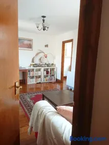 Quiet balcony flat in the heart of Camden Town - Image 3