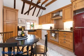 Hideaway Cottage Bewdley with parking near the River Severn - Image 5