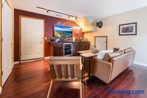 Alpine Cottage Hideaway - Image 4