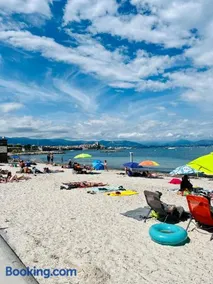Antibes with pool, terrace & private garden, 250 mt from sandy Plage de la Salis - Image 5