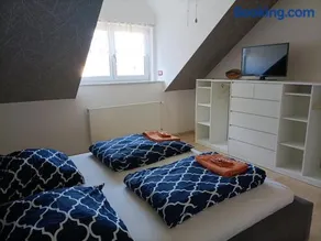 Schöne Wohnung mit Whirlpool und Sauna - Image 1