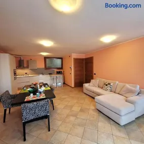 L'Antico Fienile Mountain Lake Iseo Hospitality - Image 1
