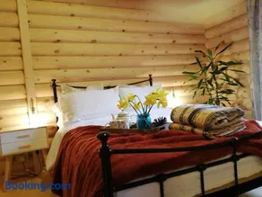 Ravenglass Log Cabin - Image 4