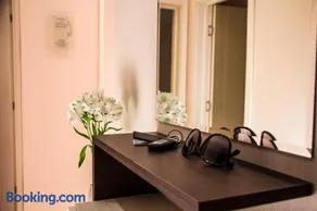 Central Point Apartments - Image 5