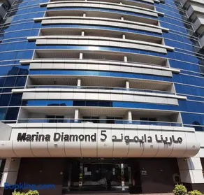 Luxury 2BR Apartment with Full Marina Views - Image 2