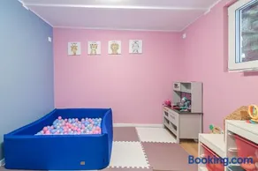 Willa Kamienna Góra LTC Apartments - Image 2