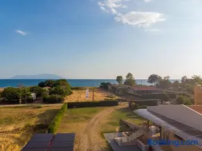 Fotini's Holiday Beach Home - Image 1