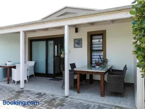 Atlantic-Square Guesthouse - Image 4