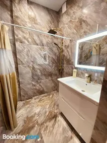 F’17 Apartments с видом на мэрию столицы - Image 5