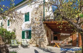 Guest house Kalla - Image 1