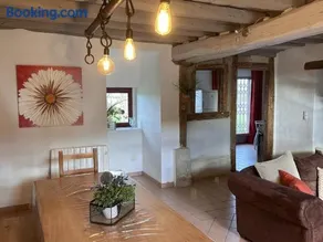 Gîte convivial à Chapeau pour séjours familiaux ou entre amis - Image 1