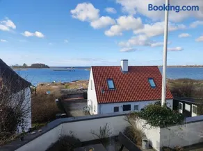 Sea View And Calm Near The Shore In Thorøhuse - Image 5