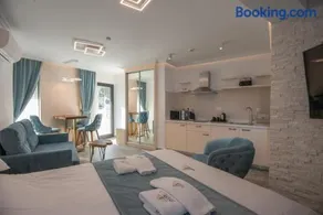 Lazar Lux Suites - Ammoudara - Image 4