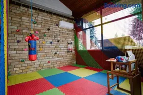 The Lodge Hotel - Image 5