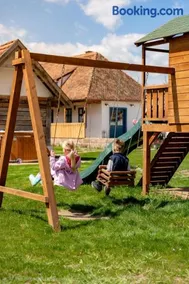 Gabri Guesthouse Transylvania - Image 2