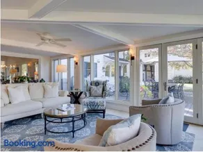 Captains Cove - Image 4
