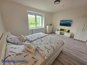 Veronika Apartments - Image 1