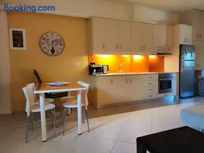 Beautiful apartment near the beach - Image 3