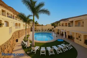 Mogan pool marrero - Image 1