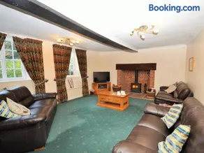 3 Bed in Exeter oc-harri - Image 2