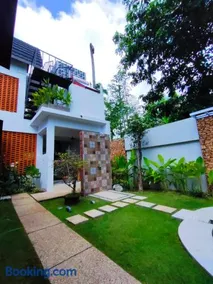 Villa HOMEY Lombok - Image 2