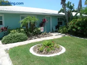 Sand Dollar Beach Side Villa - Image 1