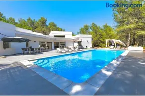 Peaceful villa in Santa Gertrudis - Image 2