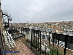 3 Bedroom Suites Kensington - Image 3