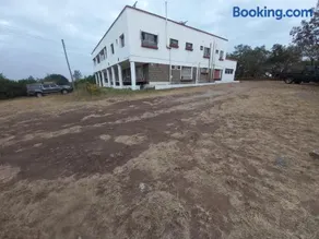 Whitehouse house Lodge - Image 4