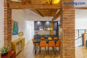 Living4malaga Art&Light Attic - Image 3
