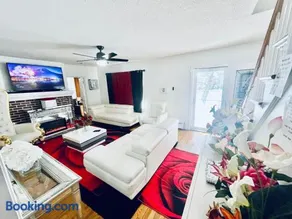 Fearlessrose vacation Rental 89 - Image 1