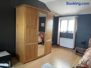 La Suite Dorée à Amaryllis - Image 2