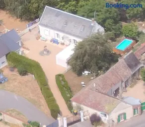 Maison d'hôte privatisée avec piscine et jacuzzis 15 pers max - Image 2