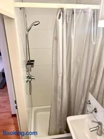 2 Room Center Zurich Flats with Balcony - HildaB - Image 3