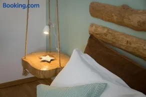 Athens Wooden Studio - Image 2