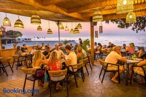 LOGOS Beach Village - Image 3