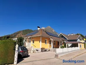 Haus Trojer - Image 1