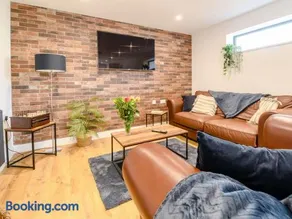 2 Bed in Hull oc-89596 - Image 3