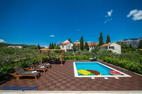 Sunny House - Image 2