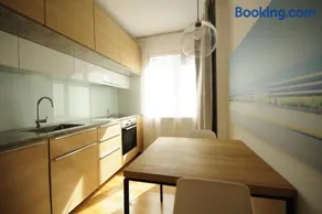 Design Apartment in Park - Image 4