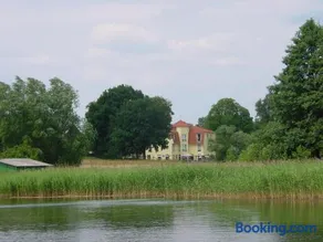 Landhotel Am Peetscher See - Image 2