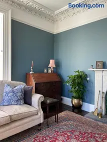 Ashville Georgian House - Image 4