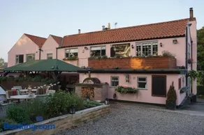 The Tickled Trout Inn Bilton-in-Ainsty - Image 1