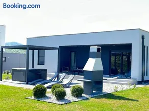 K Relax Place, Varaždinske Toplice, modern home with Sauna, Jacuzzi, WIFI - Image 1