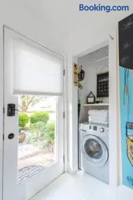 Gorgeous guest home just 20min to uptown Charlotte - Image 2