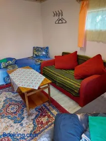 Studio Kesk 121 - Image 1