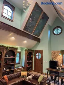 Storybook Cottage & Storybook Nook NO cleaning fee - Image 3